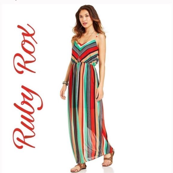 ✨ Ruby Rox Juniors Striped Illusion Maxi Dress✨ - Picture 1 of 6
